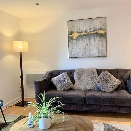 Brownberry Tree Serviced Apartment CBG Εξωτερικό φωτογραφία