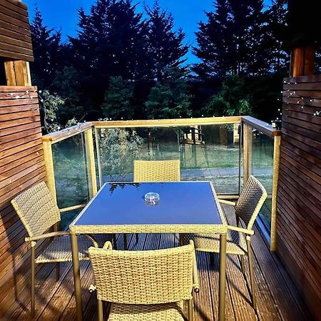 Brownberry Tree Serviced Apartment CBG Εξωτερικό φωτογραφία