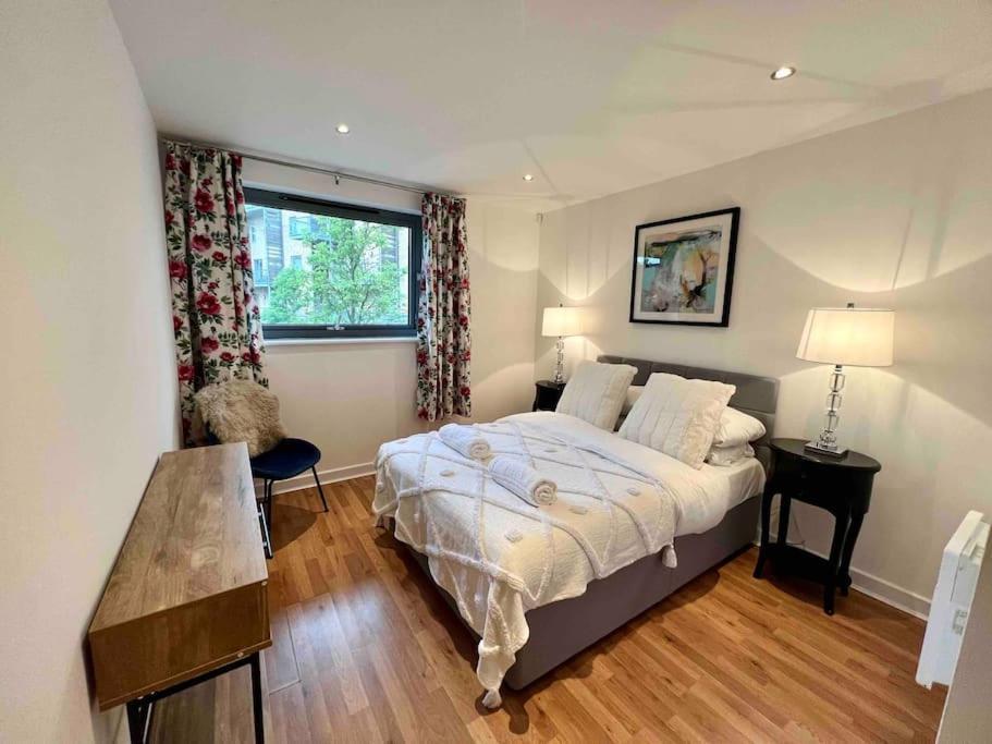 Brownberry Tree Serviced Apartment CBG Εξωτερικό φωτογραφία