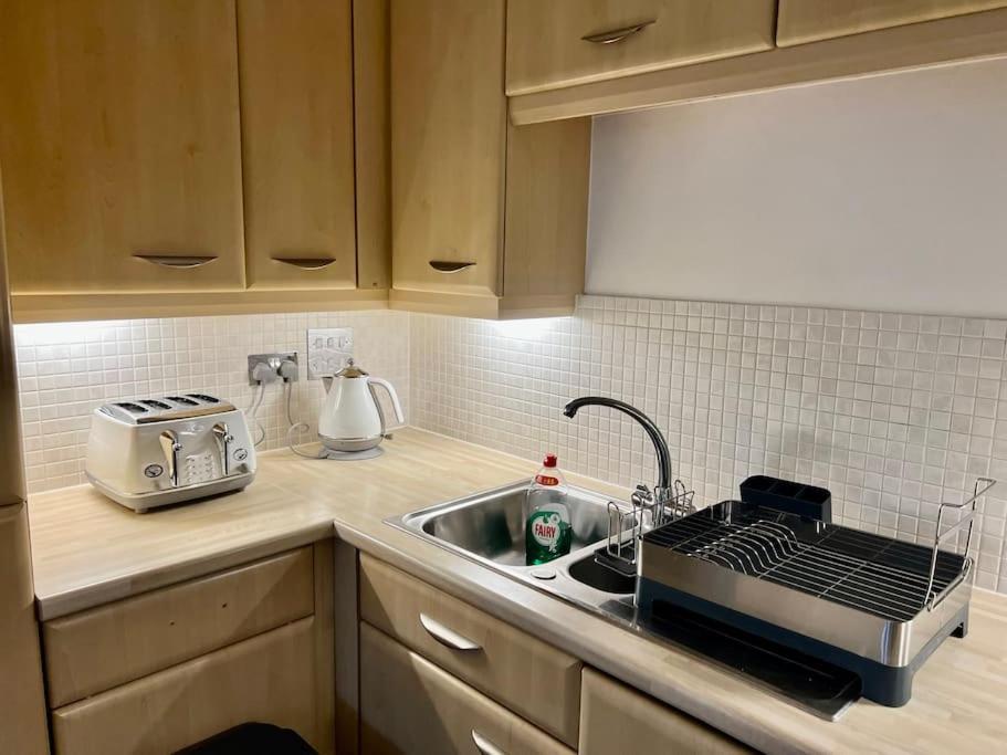Brownberry Tree Serviced Apartment CBG Εξωτερικό φωτογραφία